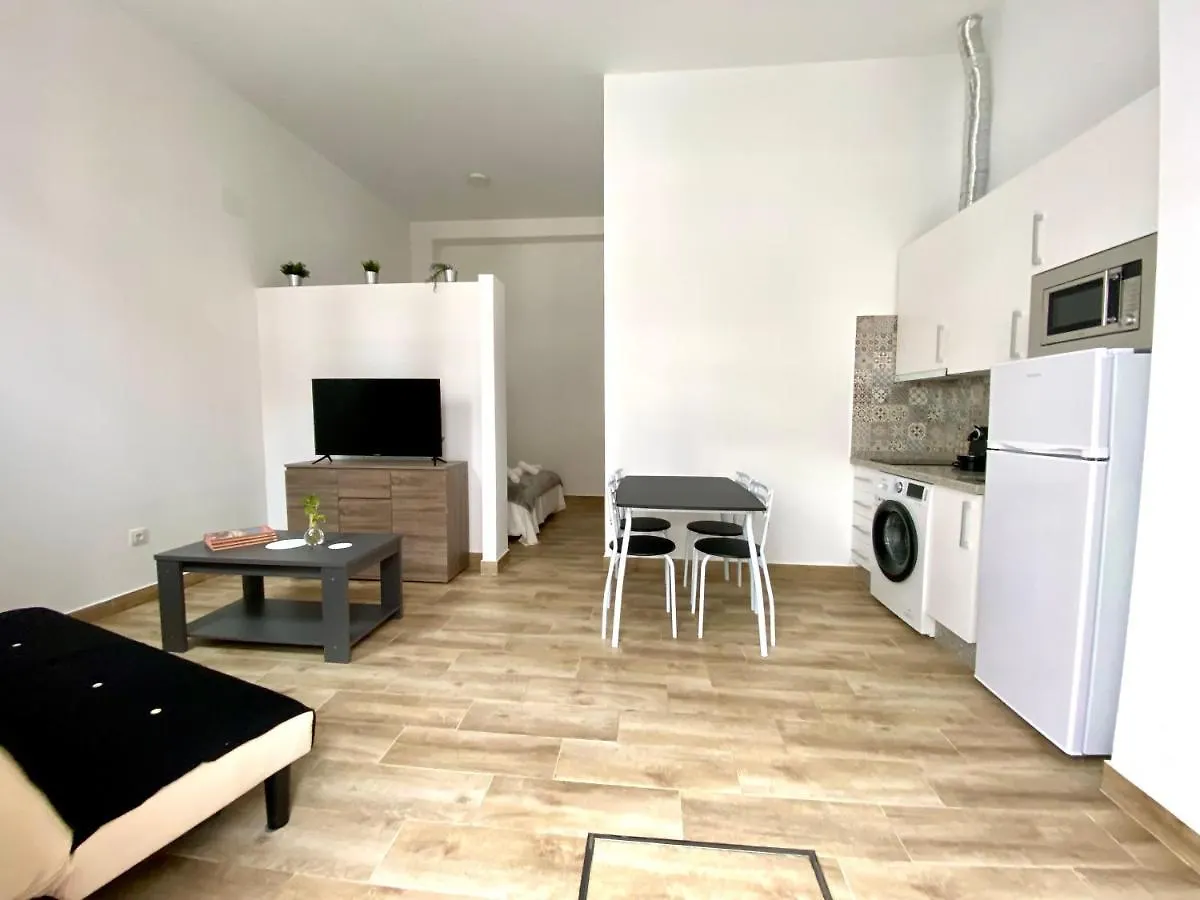 Apartamentos Cruz Roja B Sevilla España